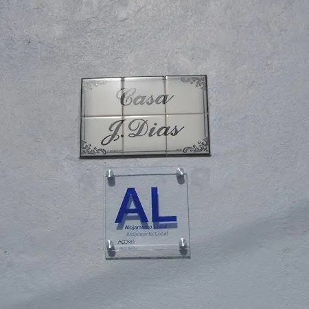 Casa J Dias Holiday home *